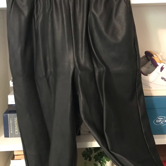Black faux-leather Asos trousers! - Picture 4 of 6